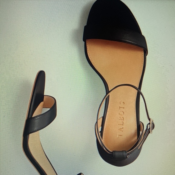 Talbots NWT size 10M black Rosalie 100% leather ankle strap sandals - Picture 8 of 8
